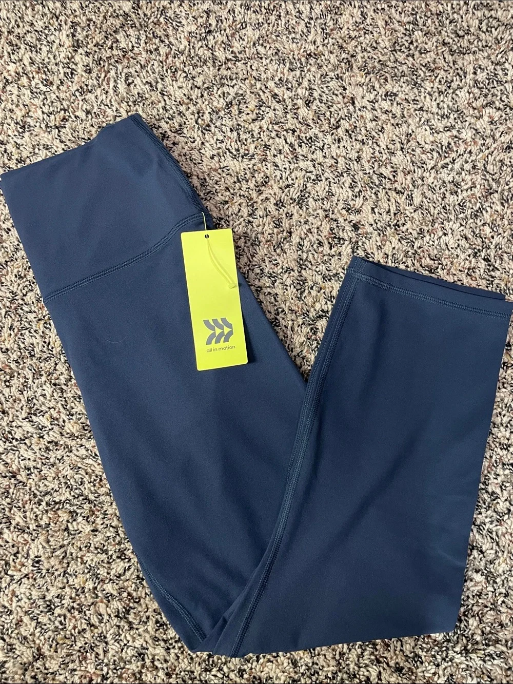 All In Motion Ultra High Rise Everyday Soft Capri Leggings Navy Size M | NWT